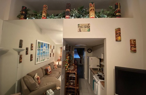 Paradise Lakes Condominio | Gettin' Freaky in the Tiki J-2 in Paradise Lakes NUDIST Community for Adult 30+
