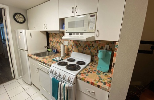 Paradise Lakes Condominio | Gettin' Freaky in the Tiki J-2 in Paradise Lakes NUDIST Community for Adult 30+