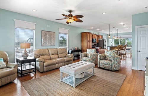 Shoreline Park Casa | Getting Nauti by the Bay!! 5 Bedrooms, Waterfront!