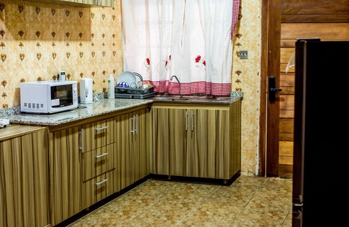 Ibadan Cama Y Desayuno | Geza Luxury Apartment