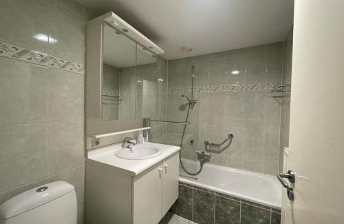 Koksijde-Bad Apartamento | Gezellig centraal gelegen app voor 3 personen