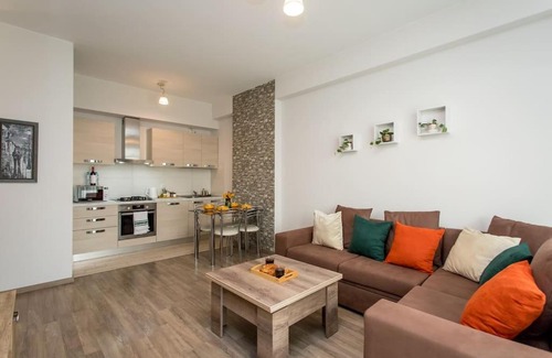 Saburtalo Apartamento | GG home - new, cozy 1 bedroom apartment on 8th floor with view