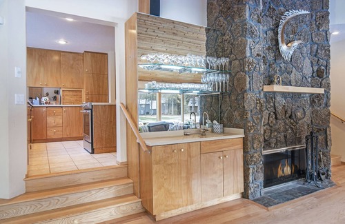 Black Butte Ranch Casa | GH091A | Views of Big Meadow 5th fairway. Spacious home with a game room!