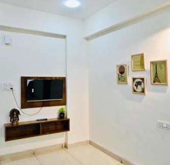 Indore Apartamento | GharBar