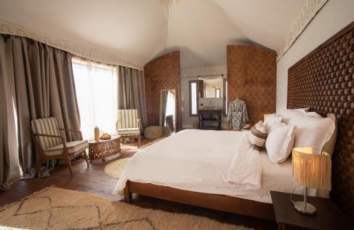 M'Hamid El Ghizlane Otro | Ghazala Camp - Luxury Erg Chigaga Magic