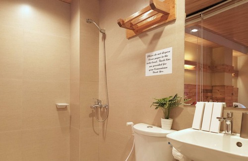 Coron Town Proper Hotel | Ghiellaniqa Inn
