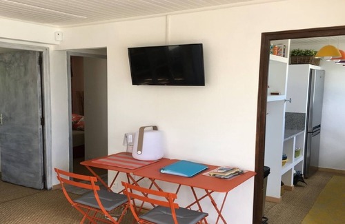 Ghisonaccia Casa | Ghisonaccia Plage-Bungalow 42 pies en el agua - (casamarina2a. Com)