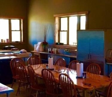 Chandlerville Casa | Ghost Hollow Lodge