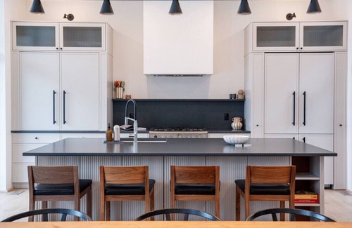 Revelstoke Casa | Ghost Peak Chalet: Ski-In Access