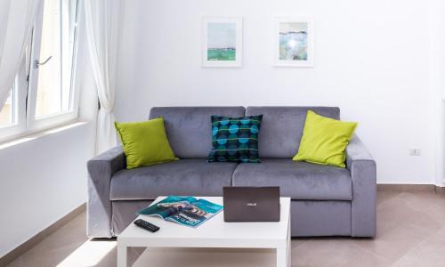 Meta Apartamento | Gi HOME Apartment vicino alla stazione e al Mare