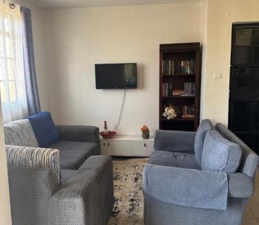 Ngelani Apartamento | Gia's Place