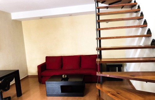 León Hotel | Giakor Suites