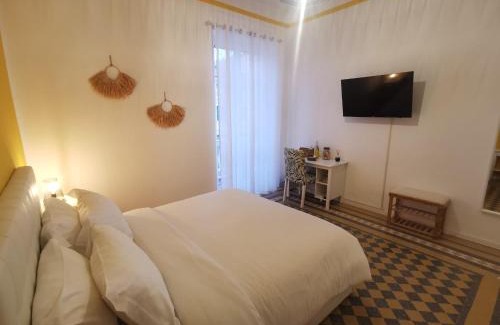 Alassio Casa | GIALLA Ridi Che Ti Passa