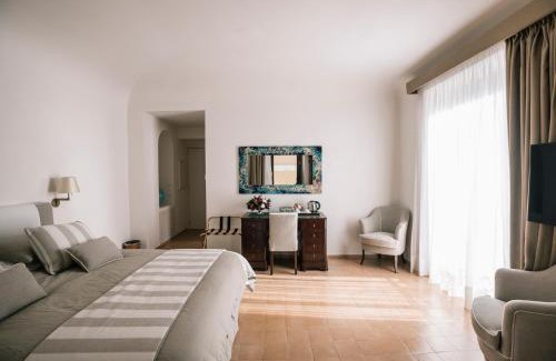 Ravello Cama Y Desayuno | Giardini Calce - Luxury Rooms