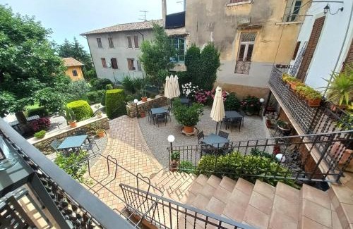 Gaino Casa | Giardino Fiorito