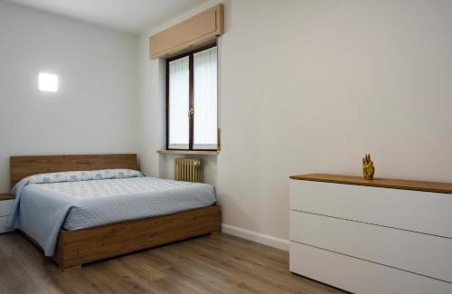 Arcisate Apartamento | Giardino Privè - Casa Aldo