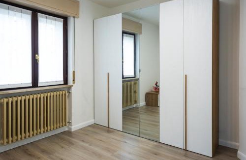 Arcisate Apartamento | Giardino Privè - Casa Aldo