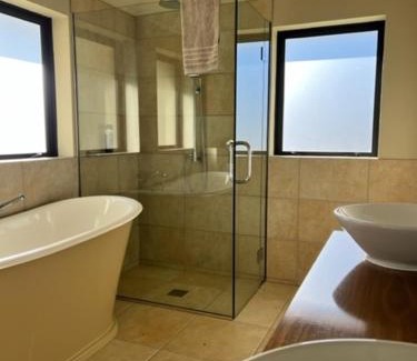 Gibbston Cama Y Desayuno | Gibbston House Boutique B&B