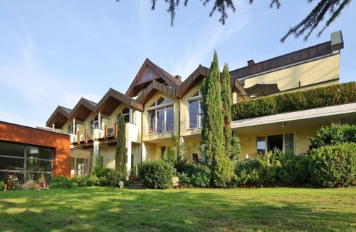 Hasenfeld Casa | Giebelzimmer - Landhaus Weber