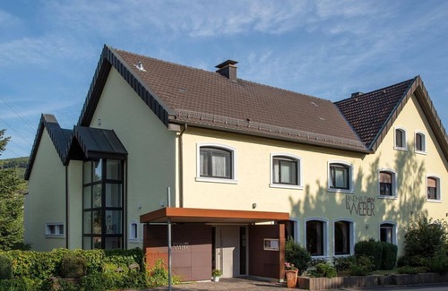 Hasenfeld Casa | Giebelzimmer - Landhaus Weber