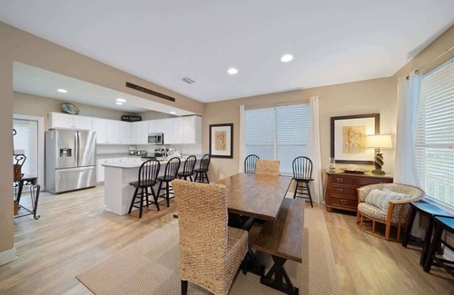 Morgantown Casa | Gift by the Sea Spacious Family Retreat Wildlife Haven