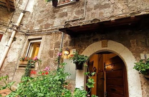 Vallerano Apartamento | Giglio Vallerano. Alloggio turistico