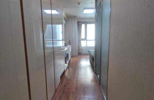 Gil-dong Apartamento | Gildong Station 3 minutes OlympicPark Concert KSPODOME LotteTower JYP HangangPark