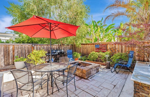 Gilroy Casa | Gilroy Oasis: Spacious 5-bedroom house in charming Gilroy