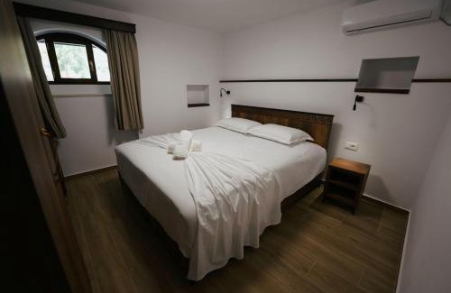 Berat Cama Y Desayuno | Gimis House Hotel
