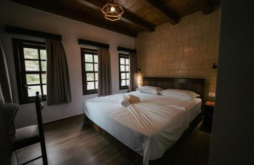 Berat Cama Y Desayuno | Gimis House Hotel
