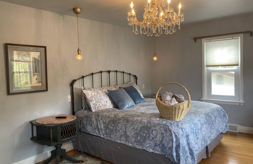 Gimli Casa | Gimli Family Vacation Getaway