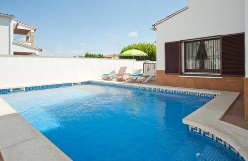 L'Escala Condominio | Ginesta