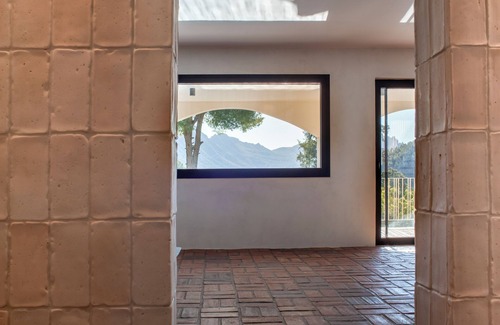 Alzira Villa | Casa Ginkgo