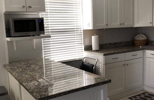 Crystal Beach Cabaña | Ginnys Cozy Beach Cottage