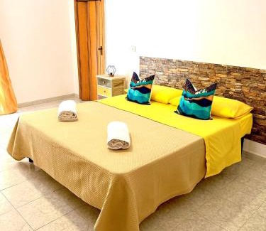 Santo Stefano di Camastra Casa | Gira Vota e Furria