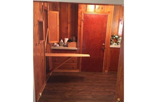 McAlester Casa | Giraffe House