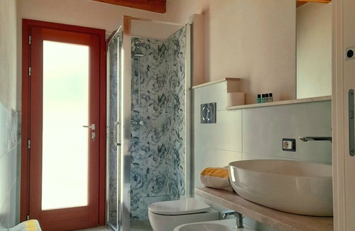 Riola Sardo Casa | Girasole Boutique B&B