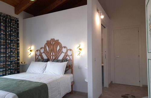 Riola Sardo Casa | Girasole Boutique B&B