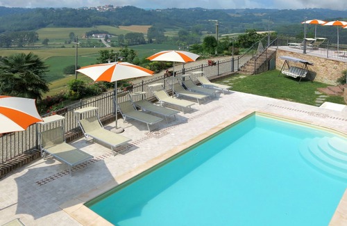 Cossombrato Apartamento | Girasole by Interhome