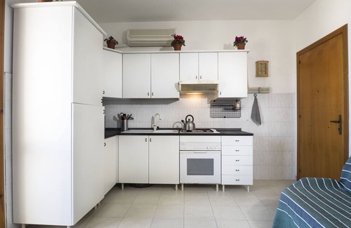 Casuzze Apartamento | GIRASOLE nace en el acogedor pueblo de Casuzze.