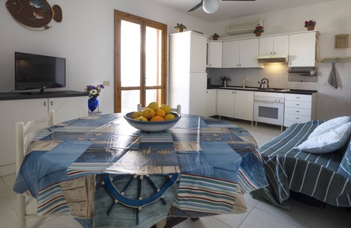 Casuzze Apartamento | GIRASOLE nace en el acogedor pueblo de Casuzze.