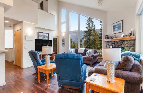 Alyeska Casa | Girdwood Mountain Chateau
