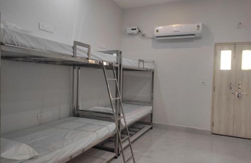 Mathura Apartamento | Giri Ashraya