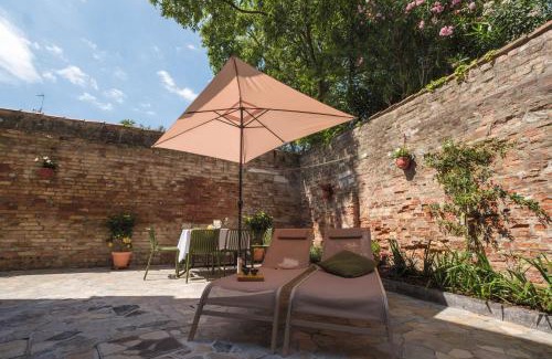 Cannaregio Casa | Giselda Courtyard Retreat