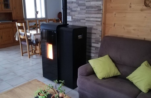 Premanon Casa | Gite à la Montagne Dans le Haut Jura