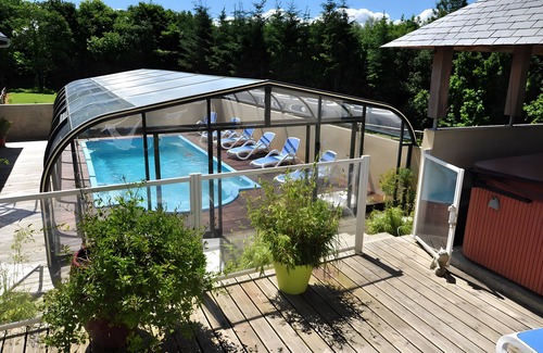 Plogonnec Casa | Gite 2 - gîtes de Lopéau con piscina y spa