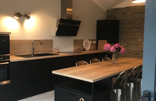 La Bernerie-en-Retz Casa | GITE 8 persons 15 min walk from the beach with swimming pool and spa
