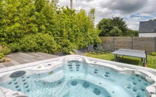 Brech Casa | Gite An Alré - Piscine - Spa - ciné