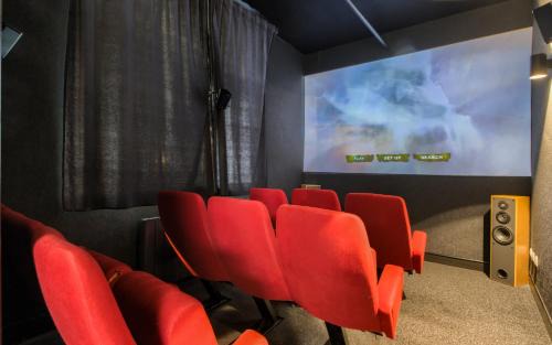 Brech Casa | Gite An Alré - Piscine - Spa - ciné