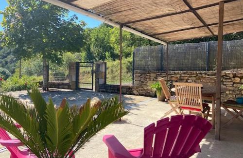 Bessuejouls Casa | GITE ATELIER NATURE